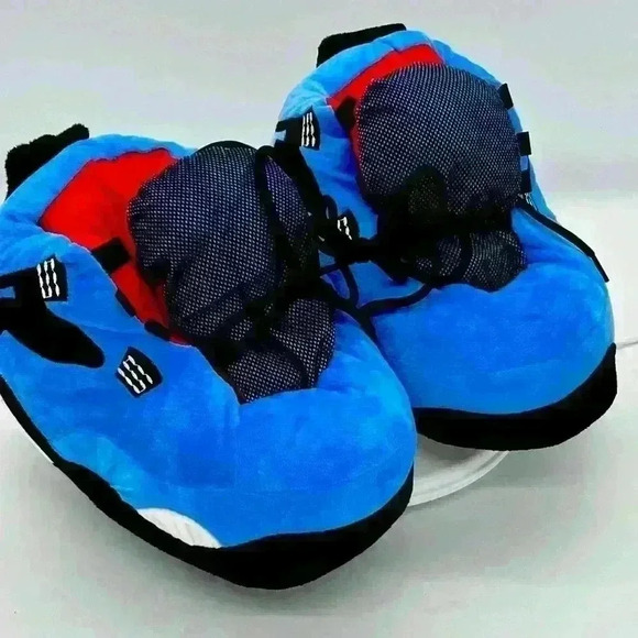 Puffy sneaker slippers. Jordan 4’s look brand new never worn - Picture 1 of 10